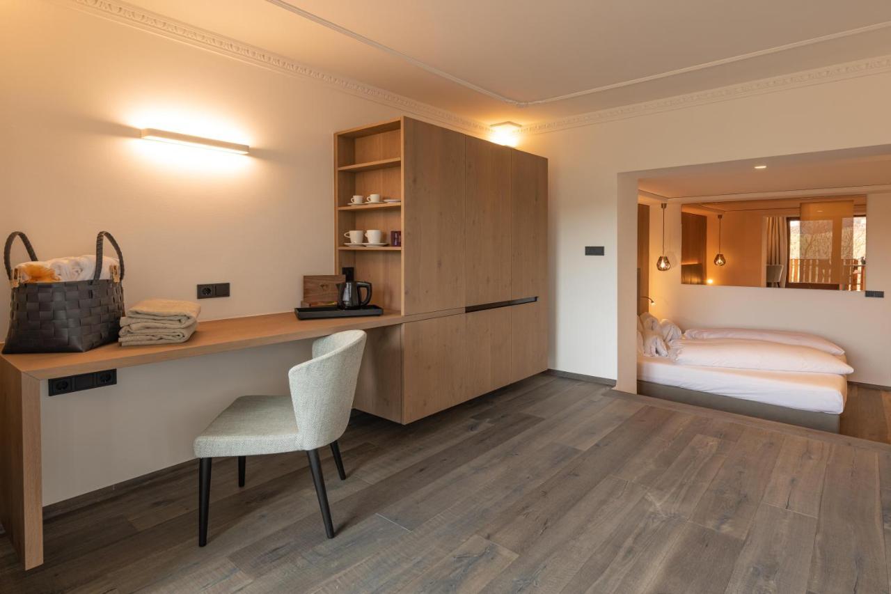 Hotel Alpenflora กัสเตลรอตโต ภายนอก รูปภาพ